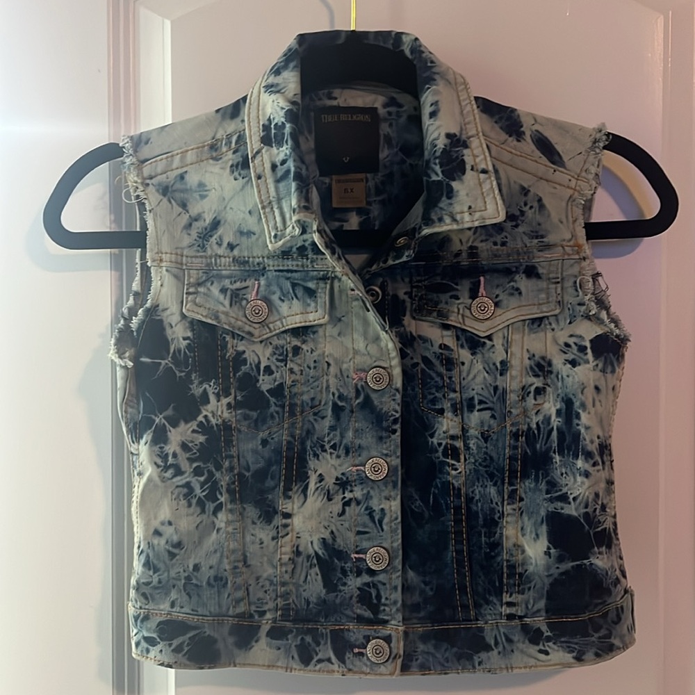 Used girls AUTHENTIC 6x True Religion blue jean vest.